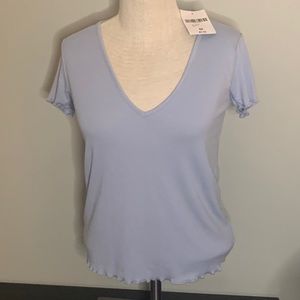 Forever 21 Light Blue V-neck top medium M NWT